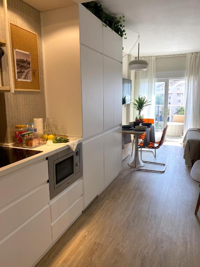Minerva Estudio Suite White Jasmine, Beach And Pool בנאלמדנה מראה חיצוני תמונה