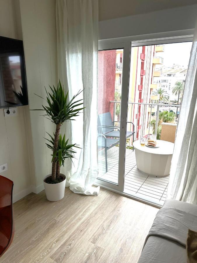 Minerva Estudio Suite White Jasmine, Beach And Pool בנאלמדנה מראה חיצוני תמונה