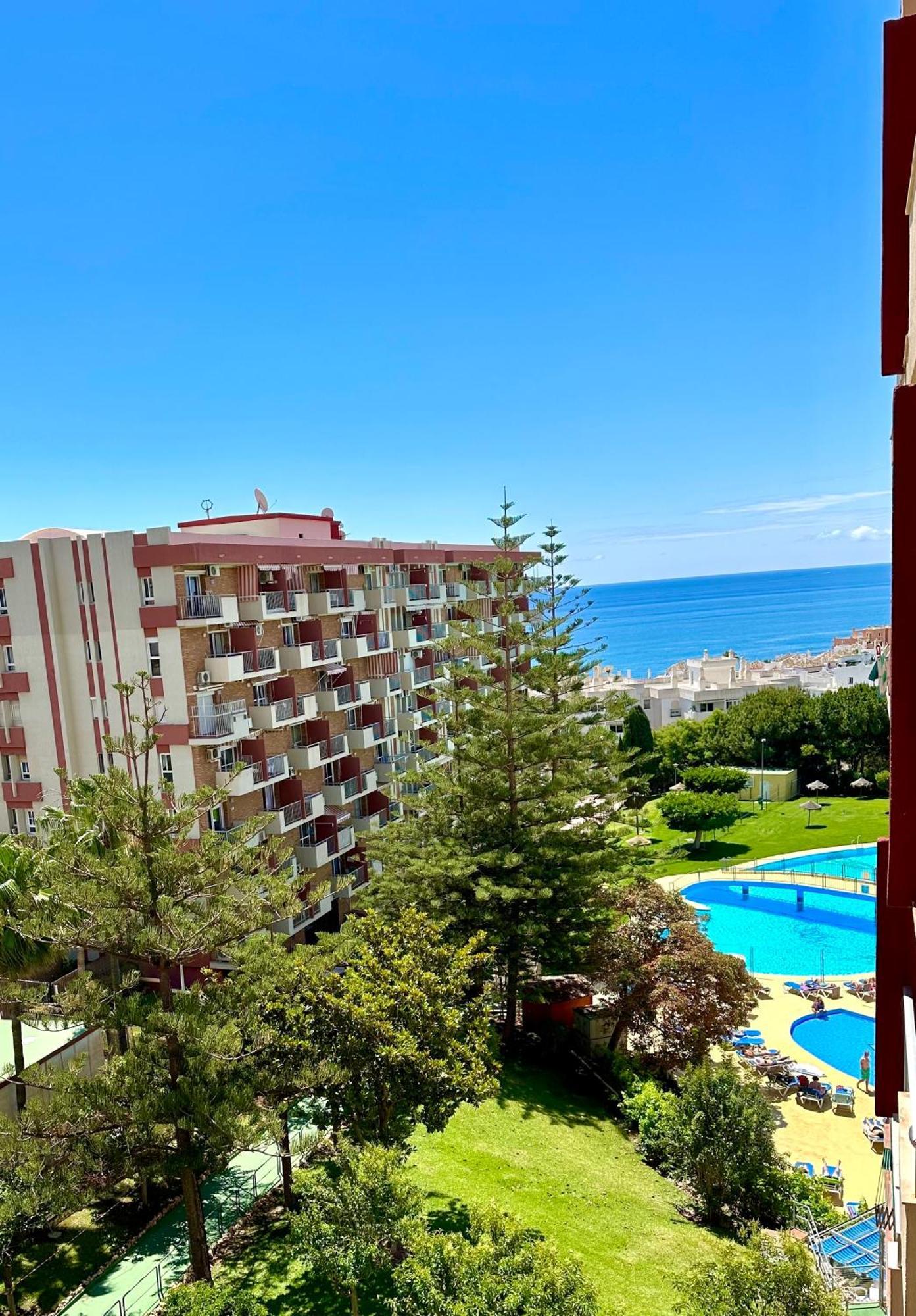 Minerva Estudio Suite White Jasmine, Beach And Pool בנאלמדנה מראה חיצוני תמונה